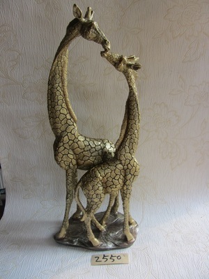 匠心獨運，優雅相伴 德化縣印藝印刷有限責任公司樹脂陶瓷長頸鹿夫婦工藝品